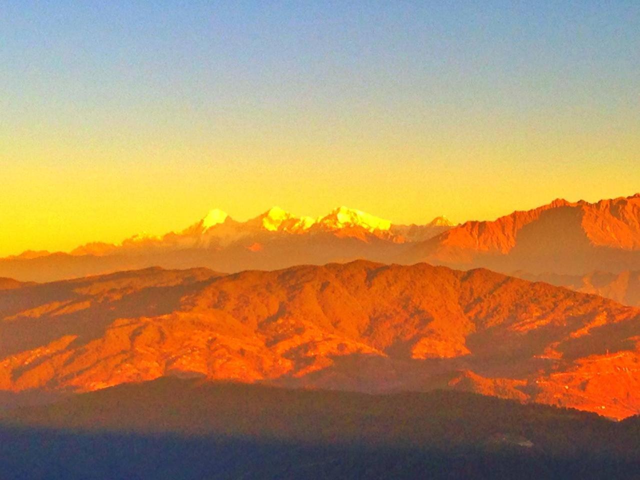 Hotel Everest Window View 나가르코트 외부 사진